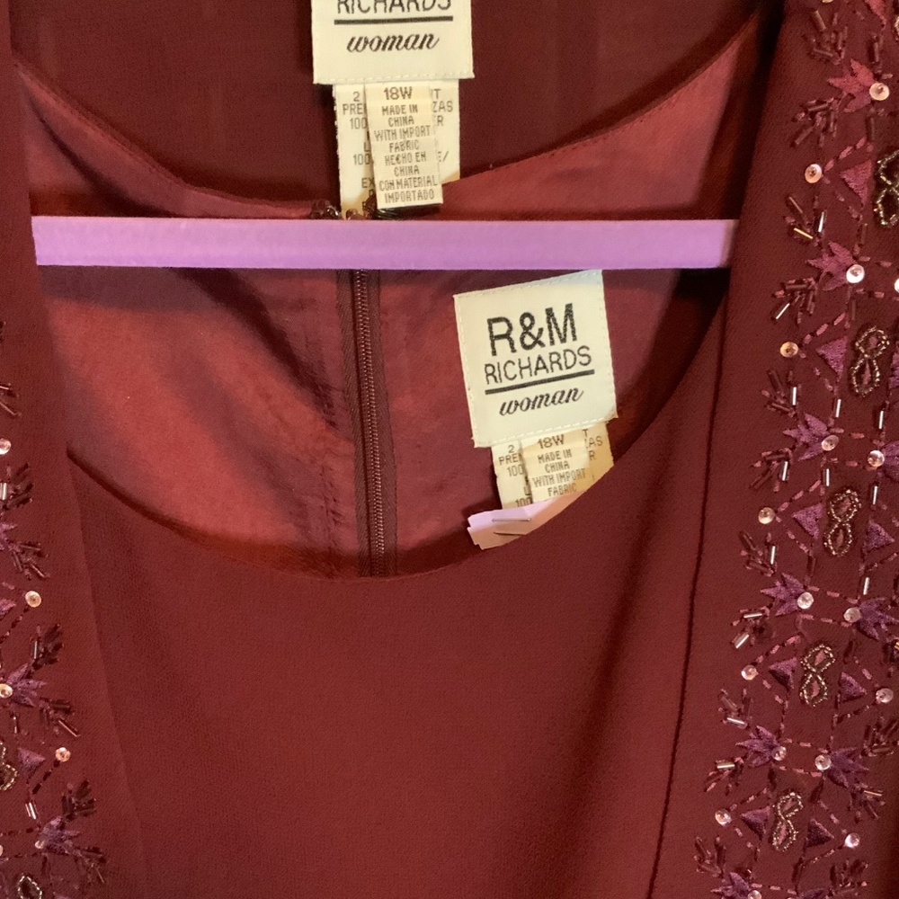 R & M Richards 2 Pc Dress Suit - Picture 3 of 8